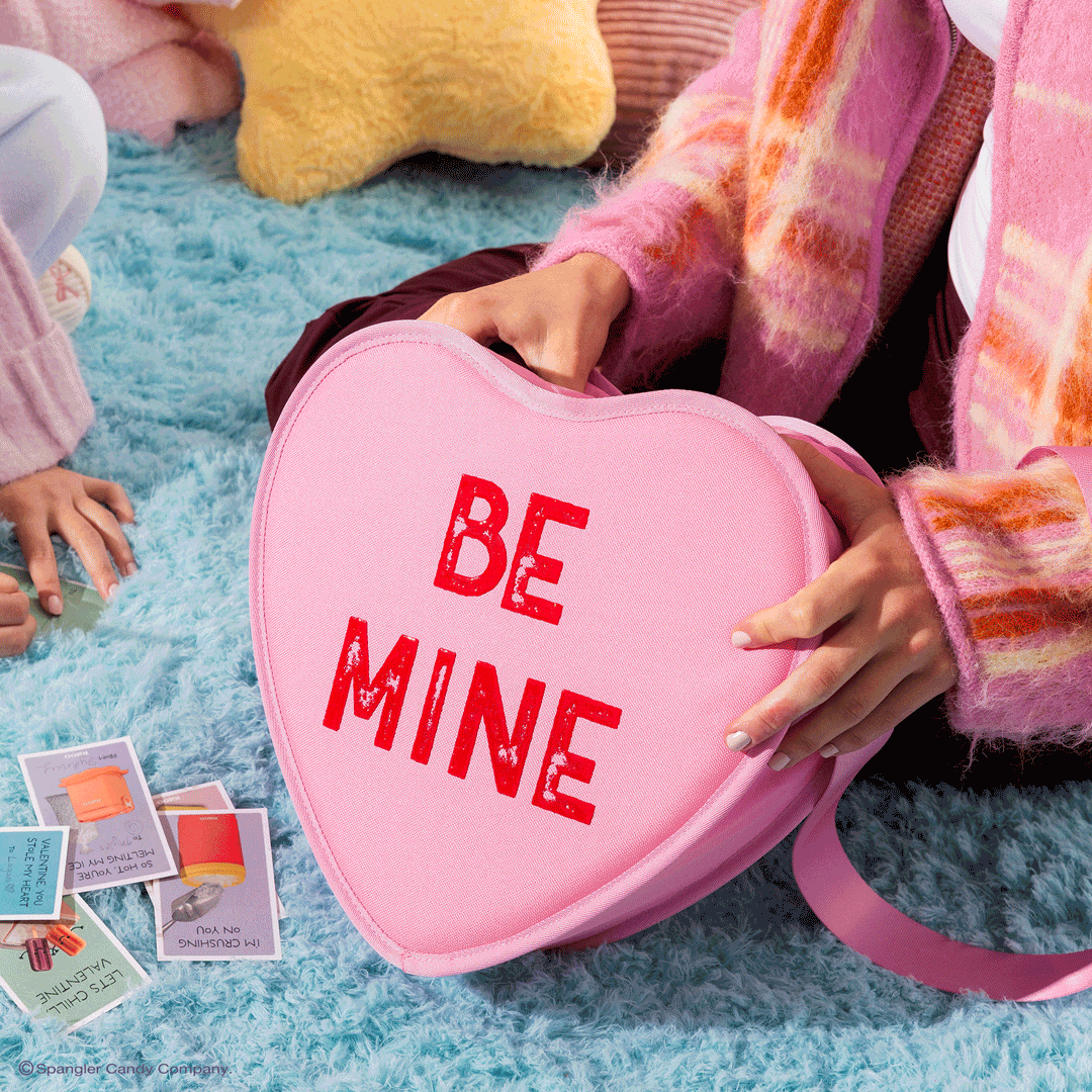 sweethearts-candies-be-mine-cooler-bag-p9 Sweethearts_NATIVE_PDP_Novelty-Tote_GIF.gif