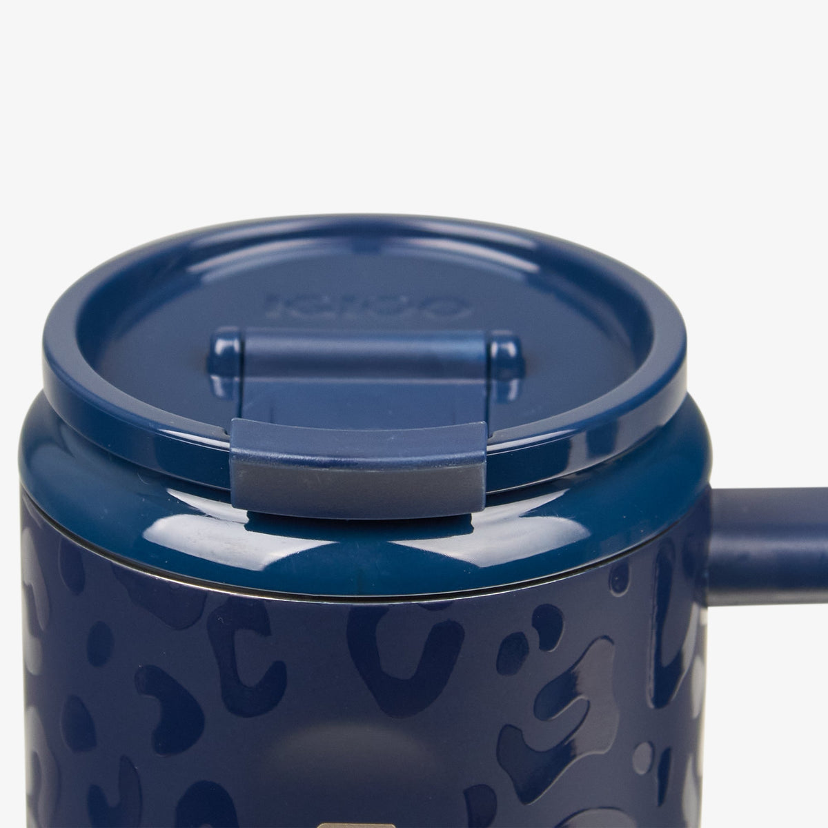nfl-32-oz-leopard-flip-n-sip-travel-mug-s0 00027826-L_4b687133-cd9d-48a2-99cb-04fe12e89ae2.jpg