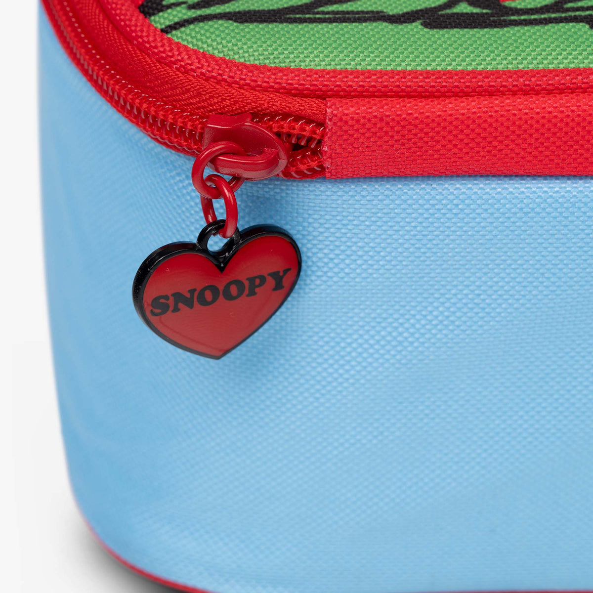 snoopy-s-doghouse-horizontal-lunch-cooler-bag-t4 00028034-Z.jpg