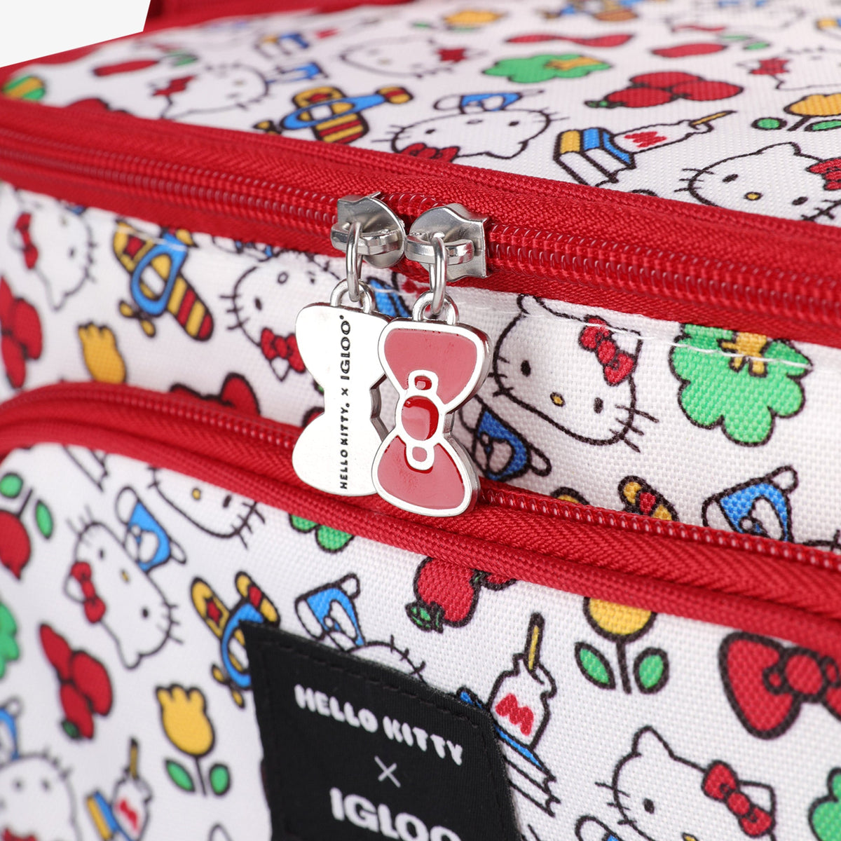 hello-kitty-square-lunch-cooler-bag-w7 00048910-C8.jpg